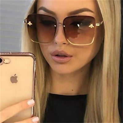2021 New Fashion Lady Oversize Rimless Square Bee Sunglasses